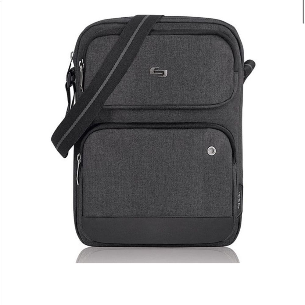 Solo 13.5” Urban Universal 11-inch Tablet Sling Bag